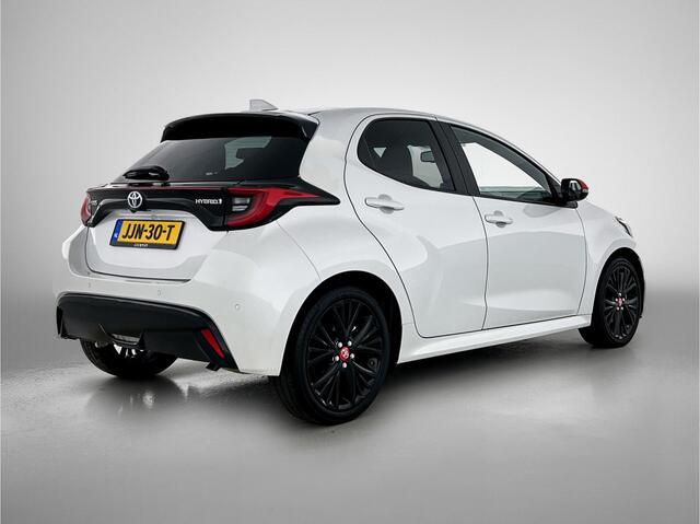 Toyota YARIS 1.5 Hybrid Executive | Lederen bekleding | Stoelverwarming |