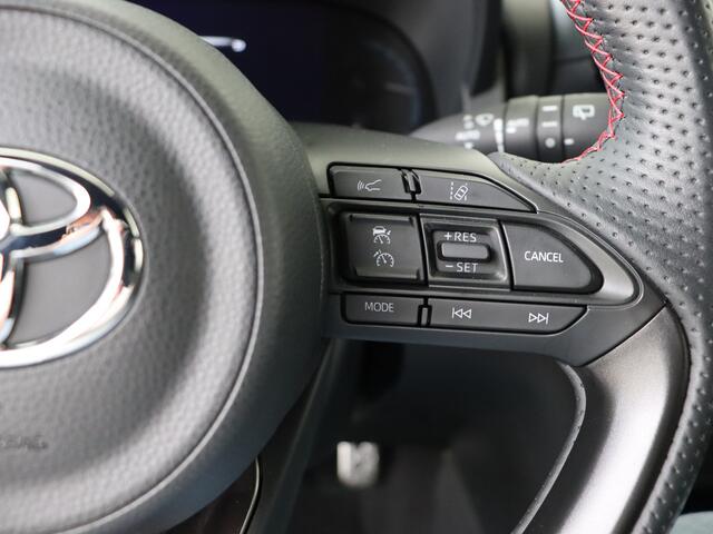 Toyota YARIS Cross 1.5 Hybrid GR Sport I Navigatie I Climate Control I Cruise Control Adaptief I Camera I USB I