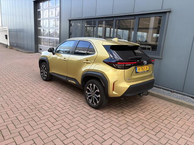 Toyota YARIS Cross 1.5 Hybrid Dynamic TREKHAAK/KEYLESS/CAMERA/NAVI/CARPLAY/PDC/17INCH