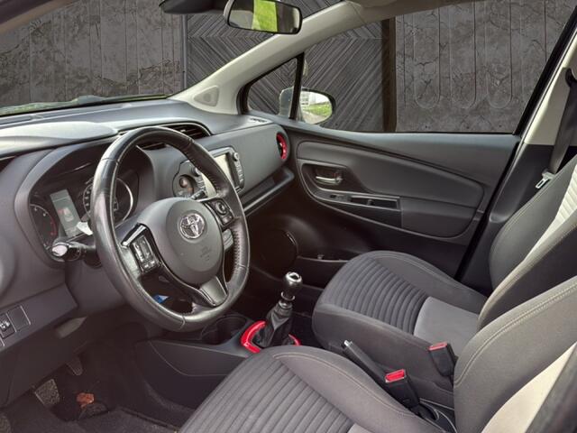 Toyota YARIS 1.5 VVT-i Design 5 drs 112pk
