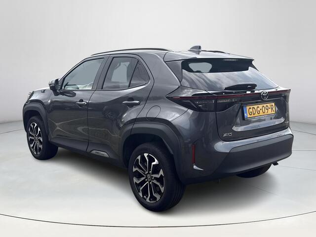 Toyota YARIS Cross 1.5 Hybrid 115 First Edition **KEYLESS/ ADAPTIVE CRUISECONTROL/ VOORVERWARMING/ GARANTIE**