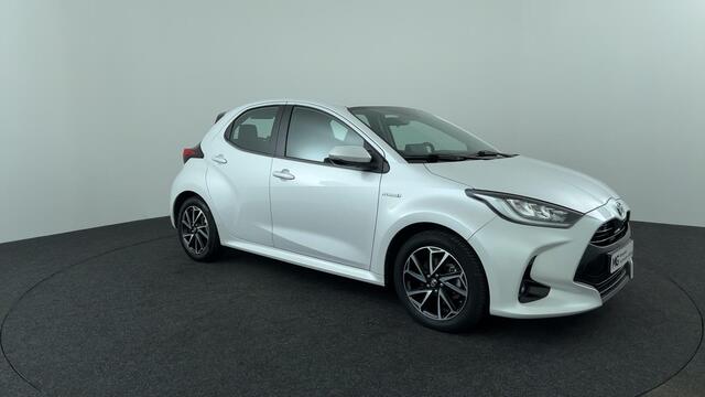 Toyota YARIS 1.5 Hybrid Dynamic | P.cam | LED | Navi