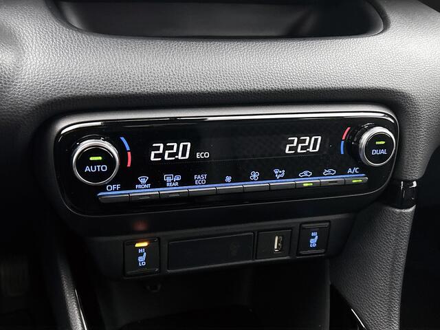 Toyota YARIS 1.5 Hybrid Executive