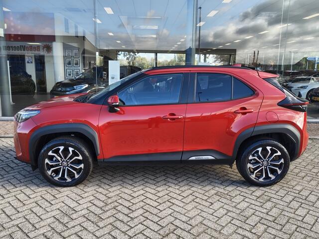 Toyota YARIS 1.5 Hybrid 115 Style | Pano | Head-Up Display | Navi | Stoelverw