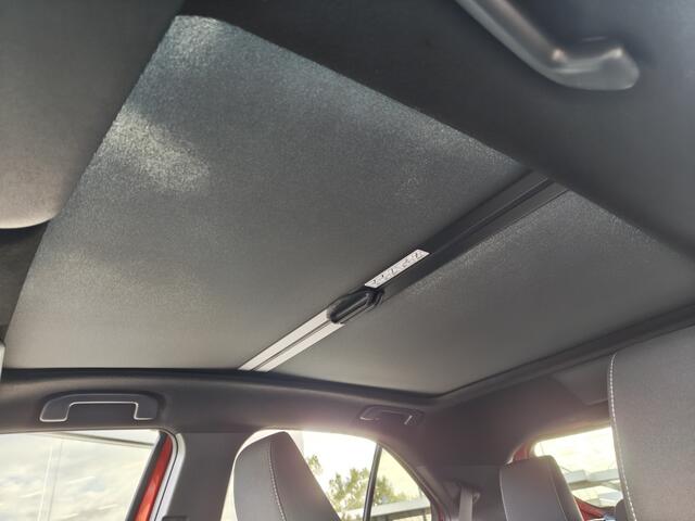 Toyota YARIS 1.5 Hybrid 115 Style | Pano | Head-Up Display | Navi | Stoelverw