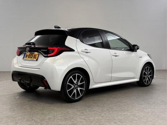Toyota YARIS 1.5 Hybrid Bi-Tone Executive | Camera | Carplay | Adaptive Cruise | Trekh. | LED | Navi | Keyless