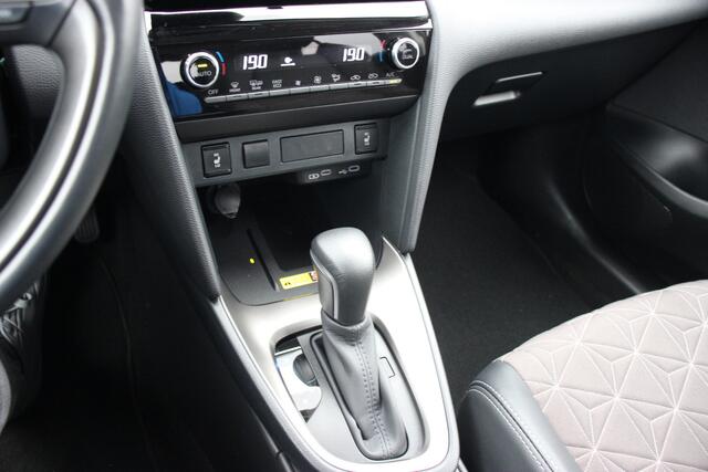 Toyota YARIS Cross 1.5 Executive Hybrid | BSM | PDC | Stuur- en Stoelverwarming |