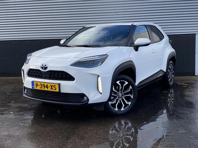 Toyota YARIS Cross 1.5 Hybrid First Edition Trekhaak, 1e eign. NL-auto, Navigatie, Privacy glass, LED, Smart Key, Achteruitrijcamera, Adaptieve cruise control