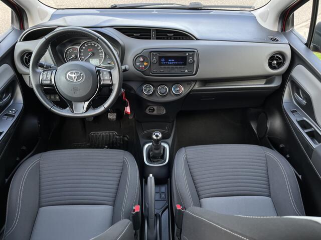 Toyota YARIS 1.0 VVT-i Comfort / Airco / Elek Spiegels / Elek Ramen V /
