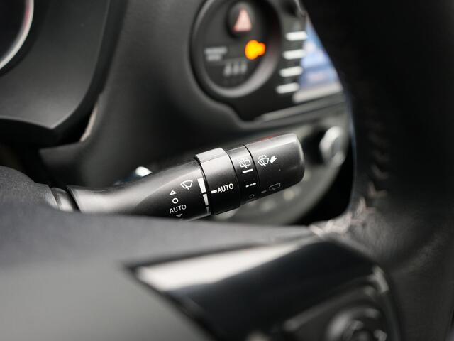 Toyota YARIS 1.5 Hybrid Active