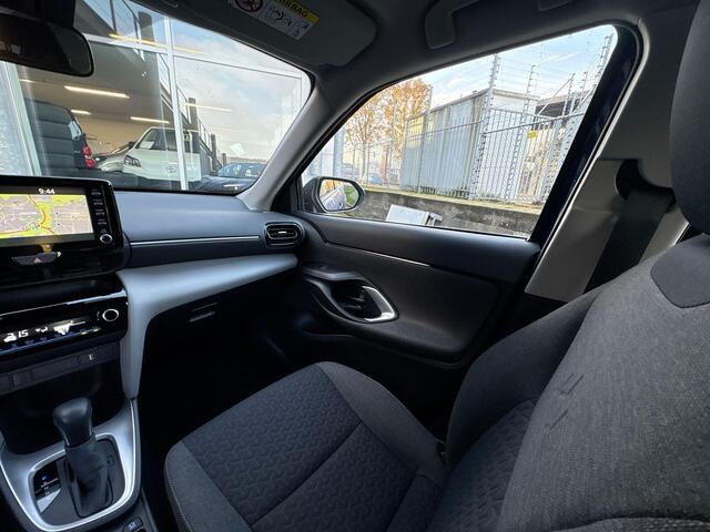 Toyota YARIS Cross 1.5 Hybrid Active | Rijklaar| Navi | 4 seizoen