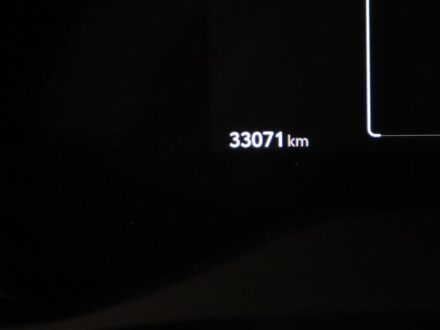 Toyota YARIS 1.5 Hybrid 115 Dynamic Luxury | Stuur- & Stoelverwarming | Dodehoek Detectie | Comfort Pack |