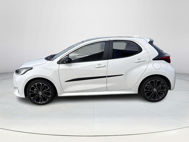 Toyota YARIS 1.5 Hybrid Executive **PANORMADAK/ HEAD-UP DISPLAY/ DODEHOEK DETECTIE/ GARANTIE**