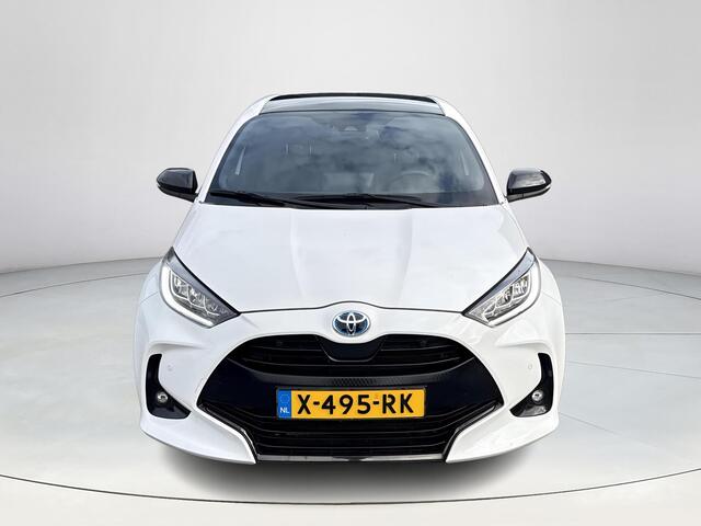 Toyota YARIS 1.5 Hybrid Executive **PANORMADAK/ HEAD-UP DISPLAY/ DODEHOEK DETECTIE/ GARANTIE**