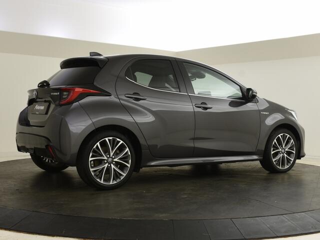 Toyota YARIS 1.5 Hybrid Executive | Panoramadak | HUD | Stuur en Stoelverwarm