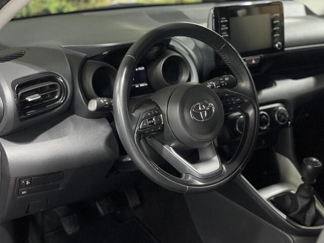 Toyota YARIS 1.5 VVT-i DYNAMIC / LED / CRUISE / CARPLAY / RIJKLAAR