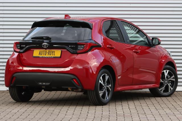 Toyota YARIS 1.5 Hybrid 115 Dynamic Comfort Pack / Face-lift