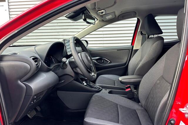 Toyota YARIS 1.5 Hybrid 115 Dynamic Comfort Pack / Face-lift