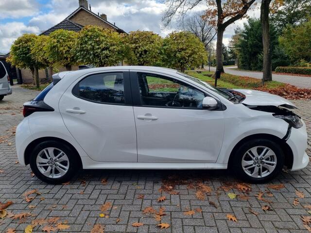 Toyota YARIS 1.5 Hybrid 115 Bns