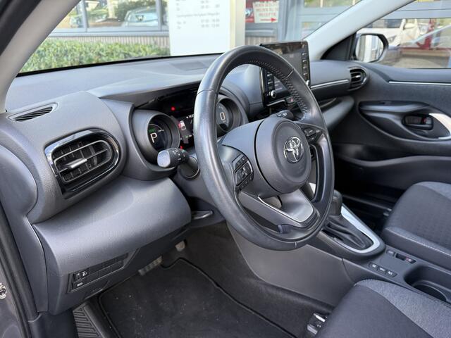 Toyota YARIS 1.5 Hybrid 115 Business