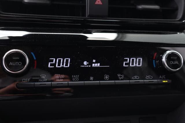 Toyota YARIS 1.5 Hybrid 115 Dynamic Comfort Pack