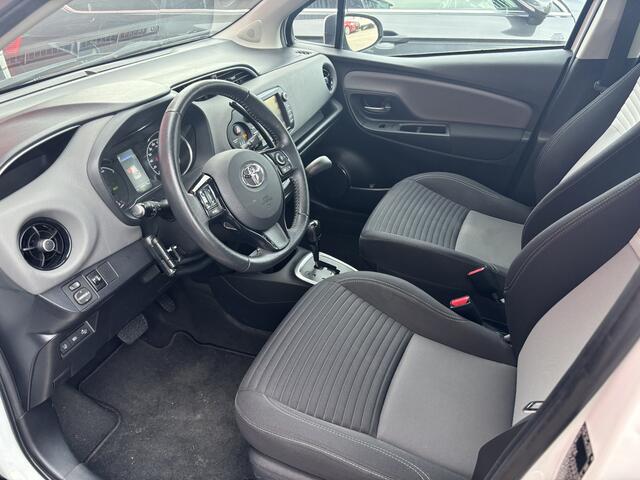 Toyota YARIS 1.5 Hybrid Active HANDGAS / MINDERVALIDE AANPASSING / NAVI / CAMERA / CLIMA / CRUISE / NL-AUTO