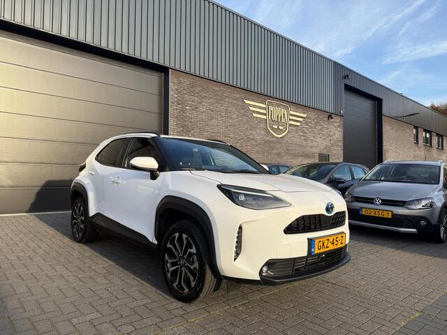 Toyota YARIS Cross 1.5 Hybrid Dynamic | 1E EIGENAAR | 12MND GARANTIE | AUTOMAAT | BTW | CRUISE | DAB | LED | NAVI | CARPLAY |