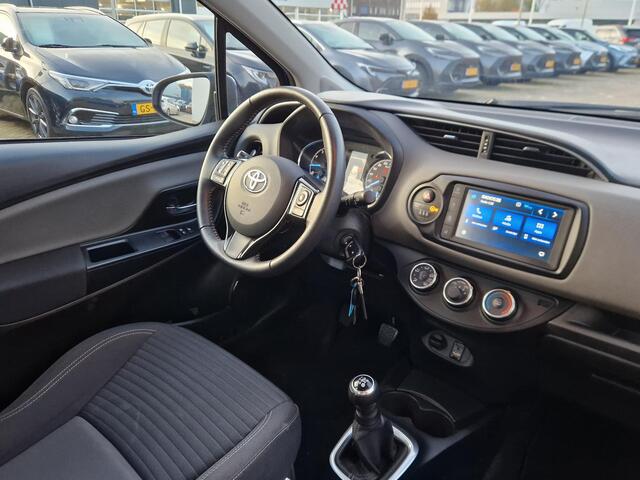Toyota YARIS 1.0 VVT-i Connect apple carplay / android auto | Airco | Camera