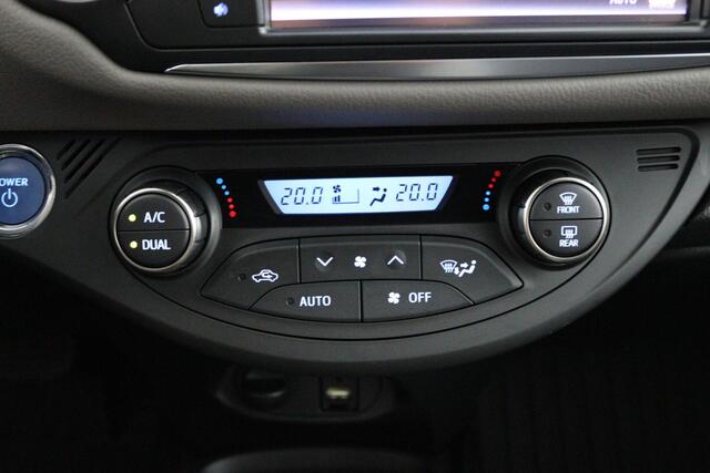 Toyota YARIS 1.5 Hybrid Dynamic | Cruise control | Climate control | Navigatie |