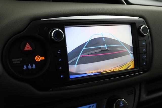 Toyota YARIS 1.5 Hybrid Dynamic | Cruise control | Climate control | Navigatie |