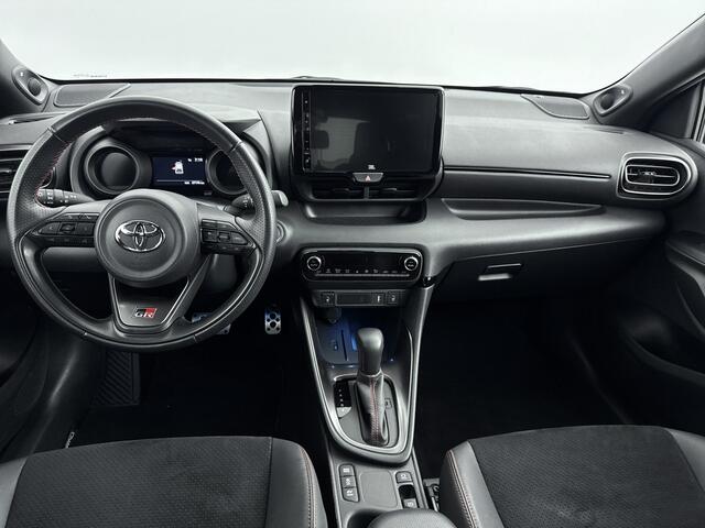 Toyota YARIS 1.5 Hybrid GR Sport | Garantie t/m 01-2033 mogelijk | Apple Carplay / Android Auto | Stoelverwarming