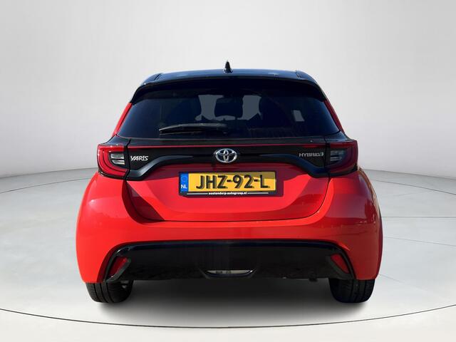 Toyota YARIS 1.5 Hybrid Executive | Panoramadak | Head up display | Carplay | 17 inch LM-velgen |