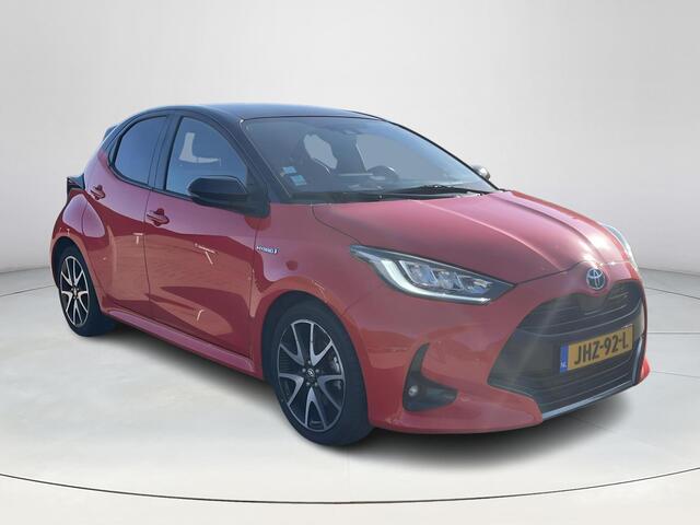 Toyota YARIS 1.5 Hybrid Executive | Panoramadak | Head up display | Carplay | 17 inch LM-velgen |