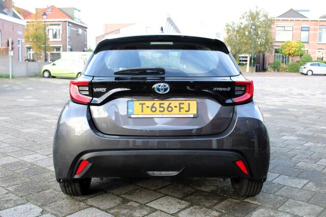Toyota YARIS 1.5 Hybrid Dynamic