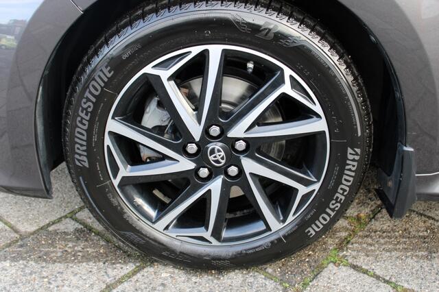 Toyota YARIS 1.5 Hybrid Dynamic