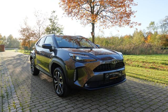 Toyota YARIS Cross 1.5 Hybrid Comfort | Camera | CarPlay | Adaptive Cruise | LED | Stoelverwarming | Stuurwielverwarming |