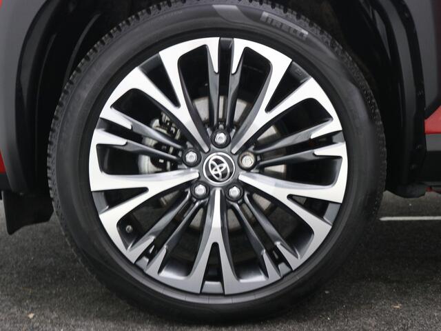 Toyota YARIS Cross 1.5 Hybrid Executive / Trekhaak Afneembaar / 100% onderhouden / NL Auto / HUD / Stoelverwarming / Cruise Adaptief / Achteruitrijcamera / Apple Carplay / JBL Soundsystem /