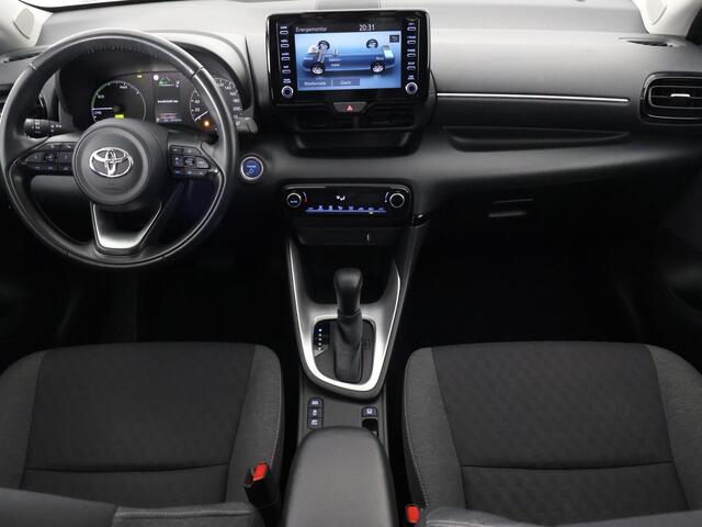Toyota YARIS 1.5 Hybrid Active + Coral Red Pack | 1e eigenaar | Apple Carplay & AndroidAUTO | Camera |