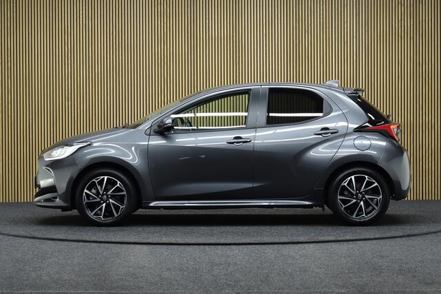 Toyota YARIS 1.5 Hybrid Dynamic | Adaptive-cruise | Camera | Clima | Apple Carplay & Android Auto | Maps Navigatie | All-season Banden
