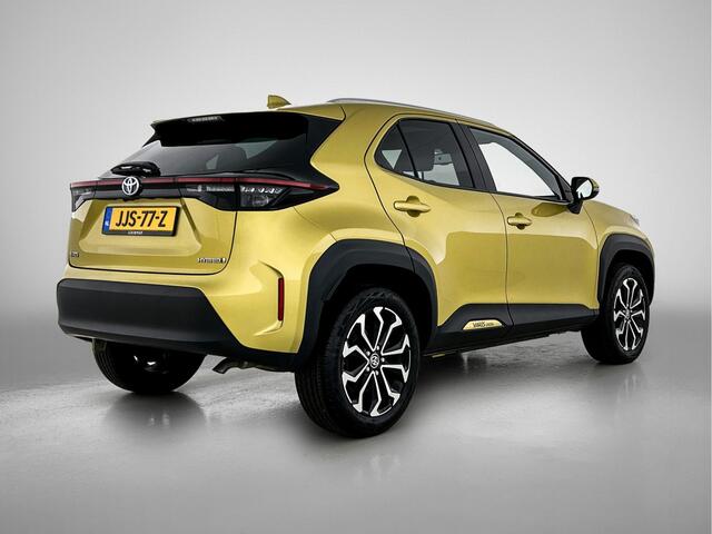 Toyota YARIS Cross 1.5 Hybrid Dynamic | Panoramadak | Premium uitvoering |