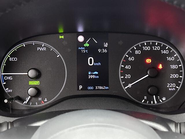 Toyota YARIS 1.5 Hybrid 115 First Edition Dodehoek | Parkeersensoren | Stoelverwarming