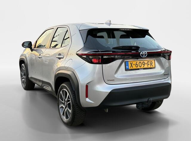 Toyota YARIS 1.5 Hybrid Active | Trekhaak | Camera | Stoelverwarming