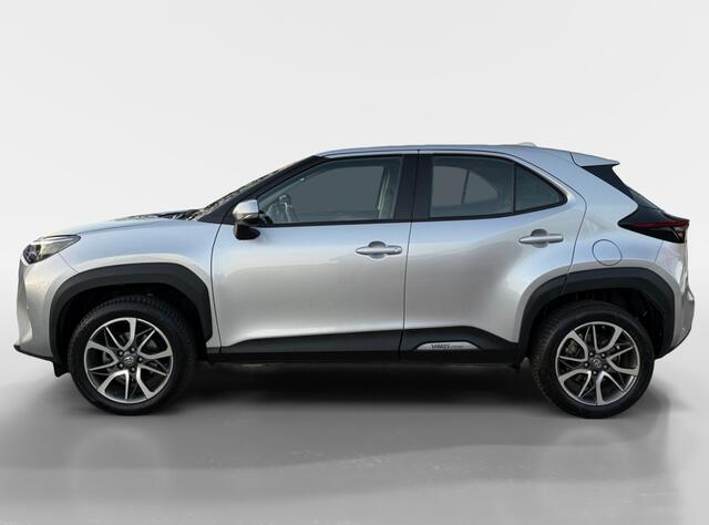 Toyota YARIS 1.5 Hybrid Active | Trekhaak | Camera | Stoelverwarming