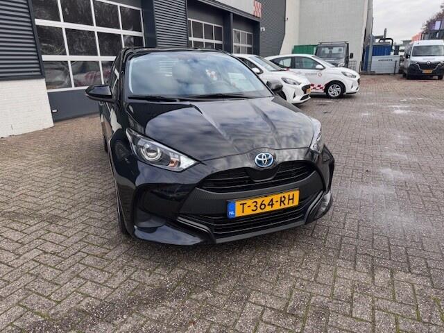 Toyota YARIS 1.5 Hyb. Active Navigatie, Automaat. Camera