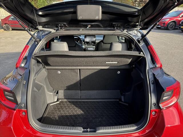 Toyota YARIS 1.5 Hybrid Executive | Apple CarPlay/Adnroid auto | Achteruitrijcamera | Parkeersensoren | Verwarmde voorstoelen