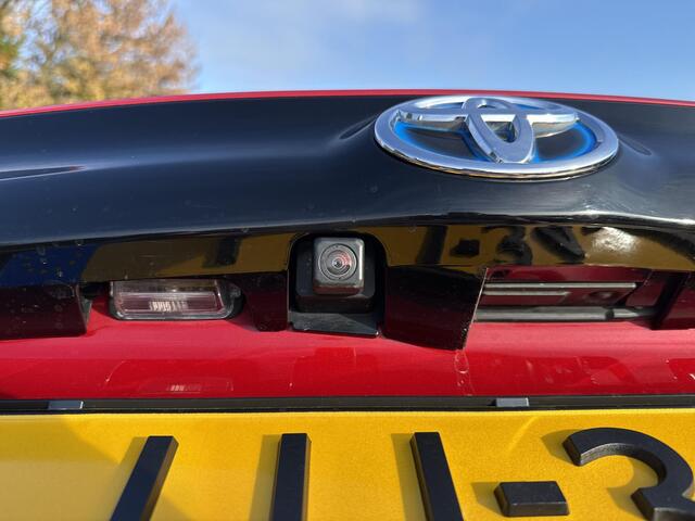 Toyota YARIS 1.5 Hybrid Executive | Apple CarPlay/Adnroid auto | Achteruitrijcamera | Parkeersensoren | Verwarmde voorstoelen