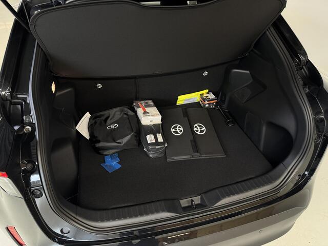 Toyota YARIS Cross 1.5 Hybrid 130 Dynamic | Keyless | Stoel/stuur verw. | Dodehoek sensor | LED |