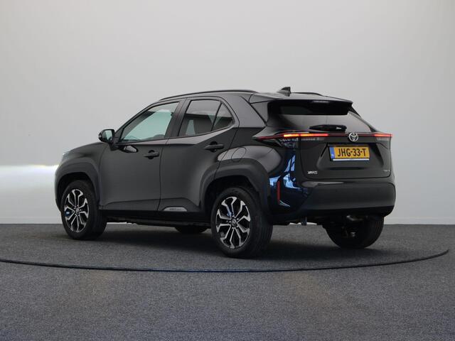 Toyota YARIS Cross 1.5 Hybrid 130 Dynamic | Achteruitrijcamera | Stuur, Voorruit en stoelverwarming | Apple Carplay & Android Auto |