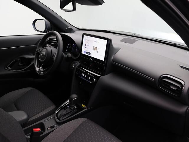 Toyota YARIS Cross 1.5 Hybrid 130 Dynamic | Achteruitrijcamera | Stuur, Voorruit en stoelverwarming | Apple Carplay & Android Auto |