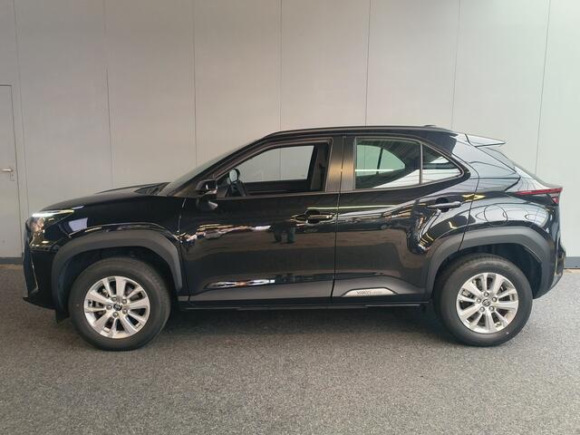 Toyota YARIS Cross 1.5 Hybrid 115 Active Rijklaar + Fabrieksgarantie tot 06-2029 Henk Jongen Auto's in Helmond, al 50 jaar service zoals 't hoort!